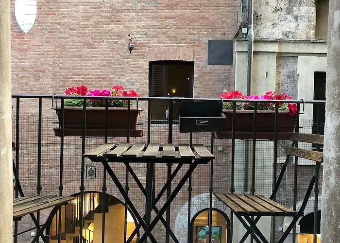 Piccolo Etruria Hotel 2*